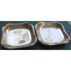 A couple of Ashtray_23