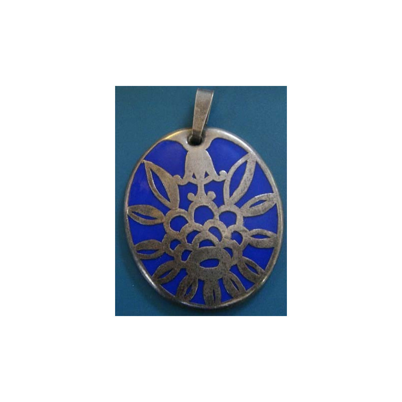 BLUE PENDANT_04